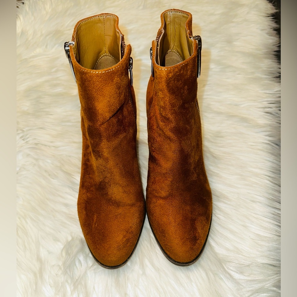 Nine West Woman’s Neva2 Ankle Booties Boots